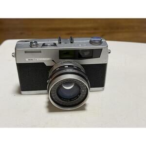 Petri 7s 35mm Film Rangefinder Camera with 45mm f/2.8 Lens Vintage